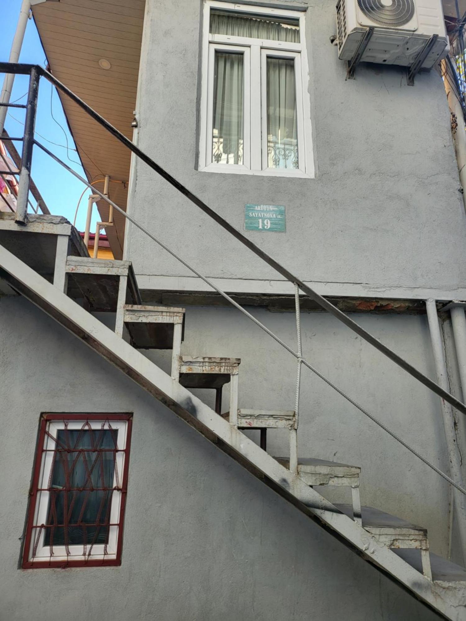 Guesthouse Sabina Tbiliszi Kültér fotó