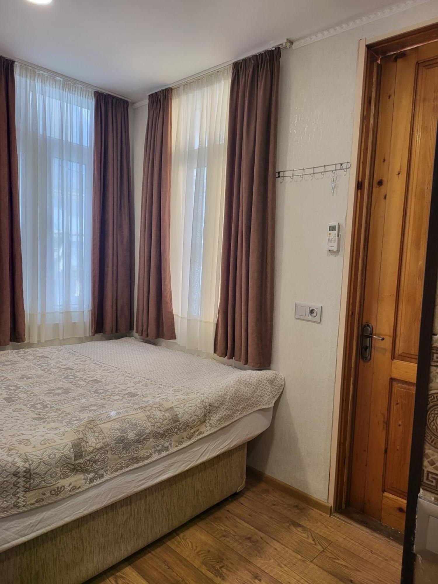 Guesthouse Sabina Tbiliszi Kültér fotó