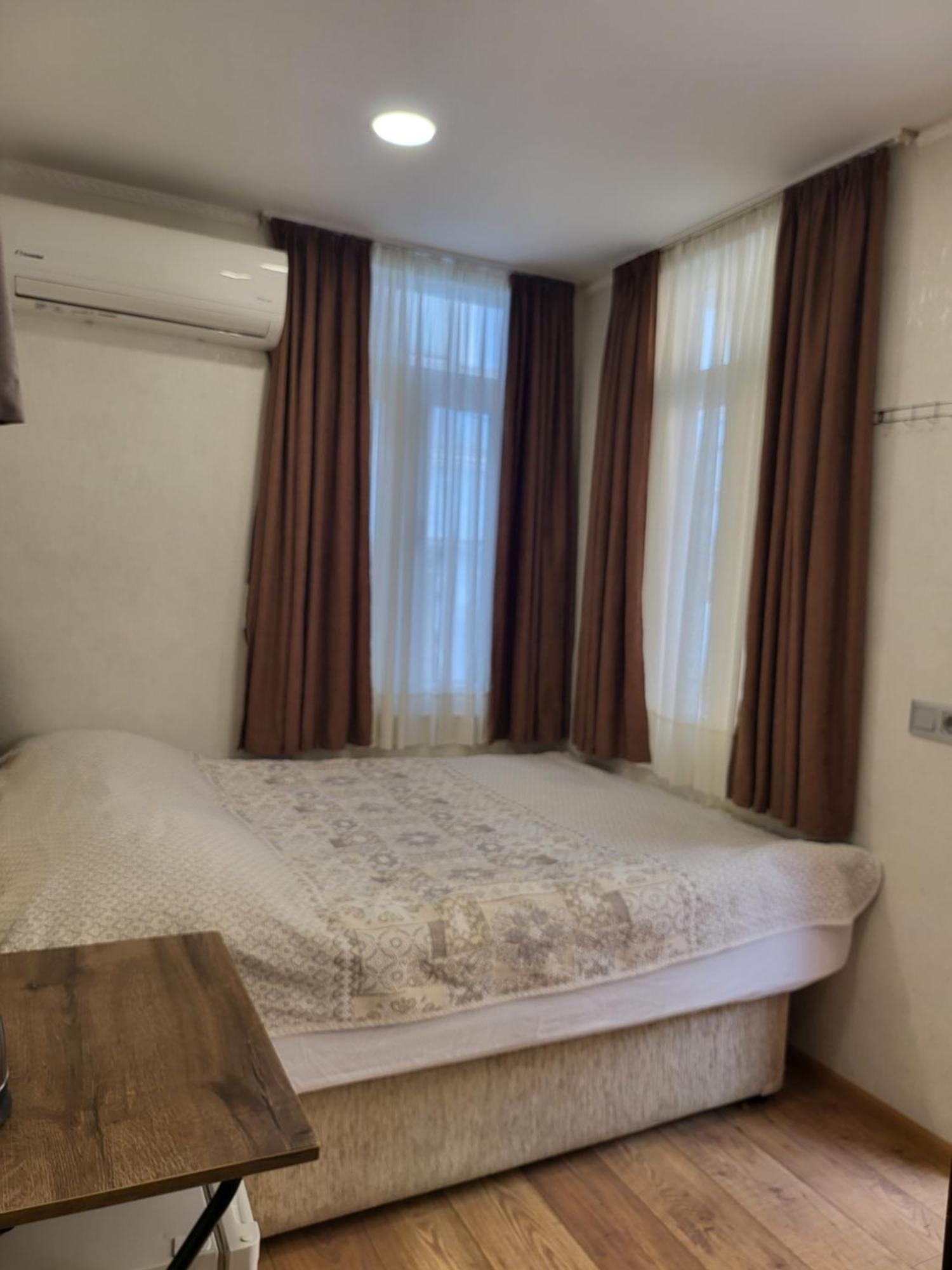 Guesthouse Sabina Tbiliszi Kültér fotó