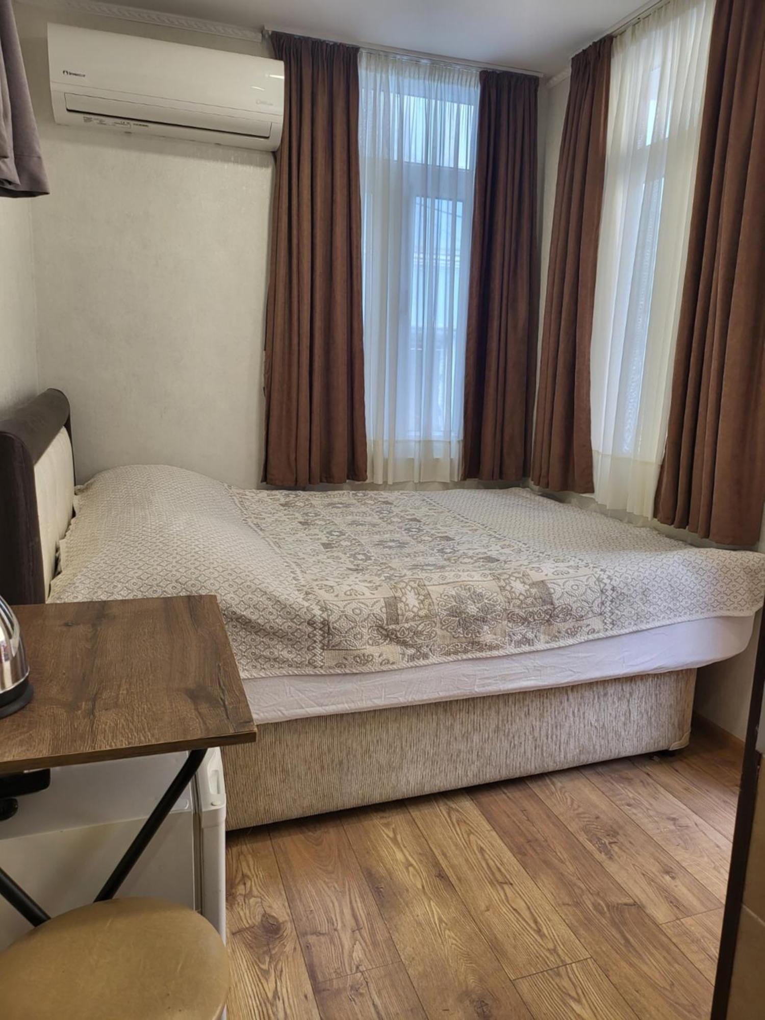 Guesthouse Sabina Tbiliszi Kültér fotó